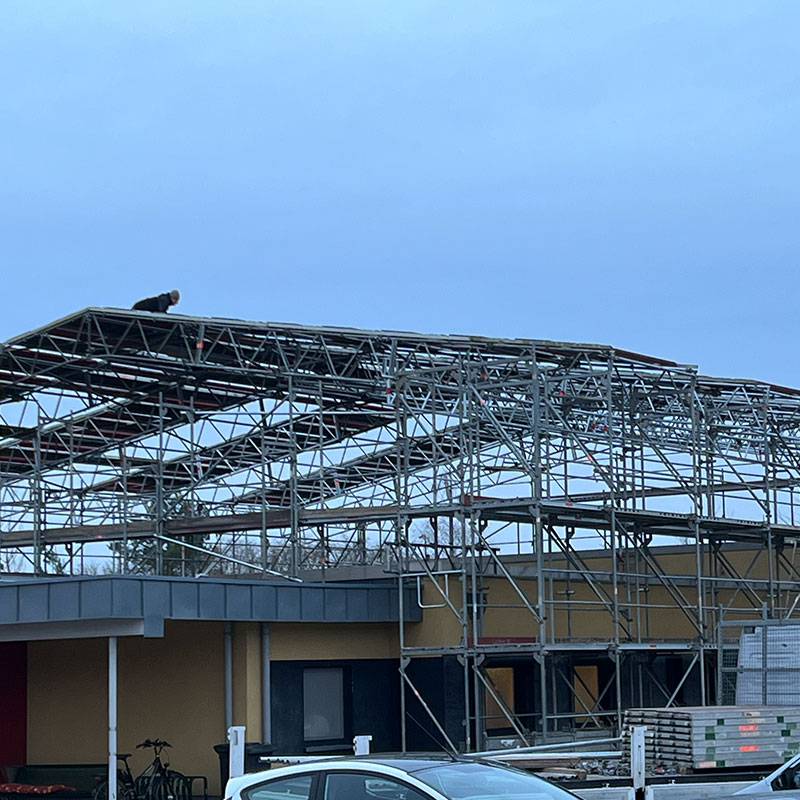 Schwan-Geruestbau-Referenzen-Wetterschutzdach-Perleberg